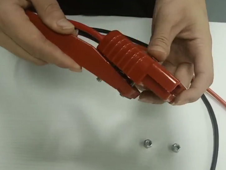 Anderson Connector SG 175 puller installation demonstration tutorial